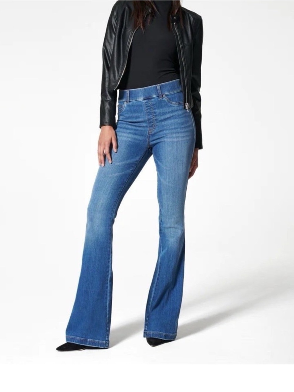 SPANX 20456Q Petite Flare in Bi rage Indigo Pull-on Stretch Jeans size Medium